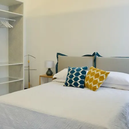 Holiday home Altido Lake Holiday